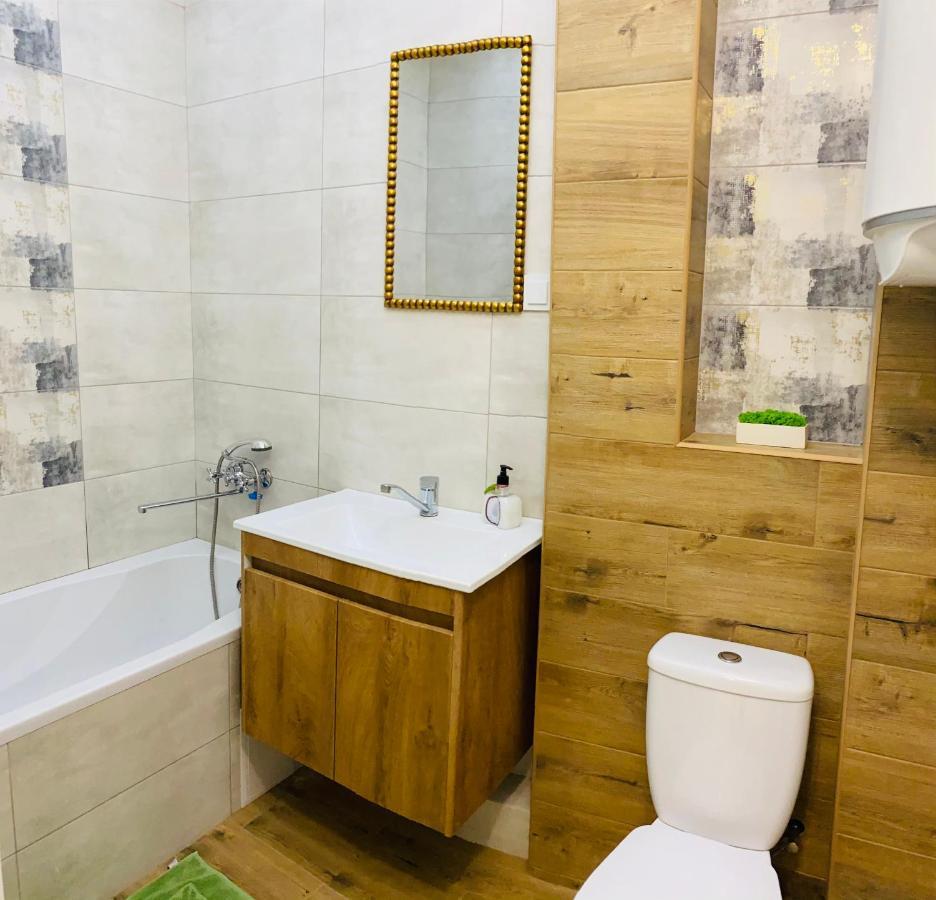 яровиця 13 Apartment *